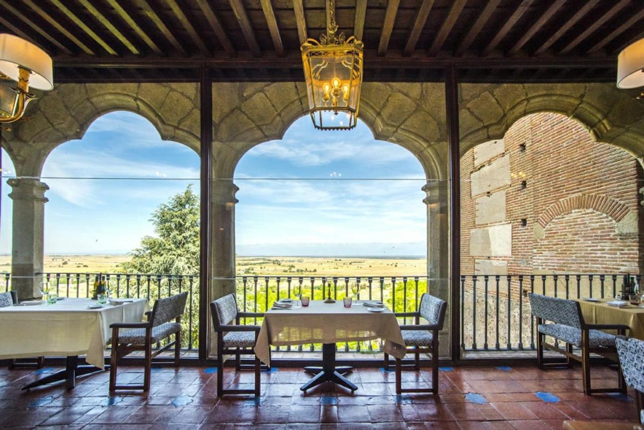 Hotel De 4*