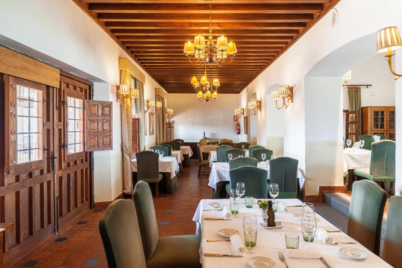 Hotel De 4*